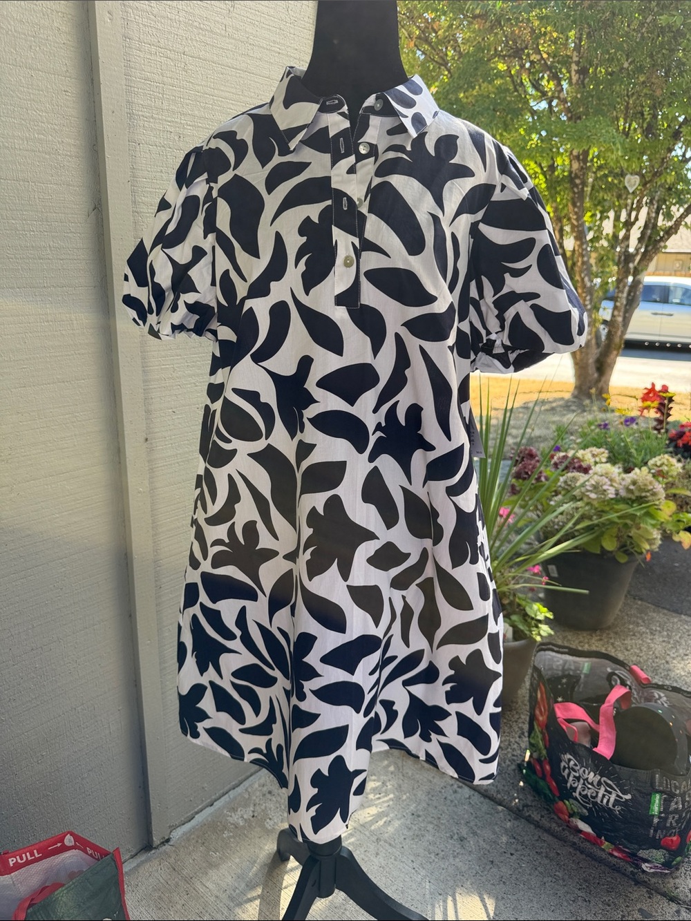 Blue & White Floral Short Sleeve Swing Dress
